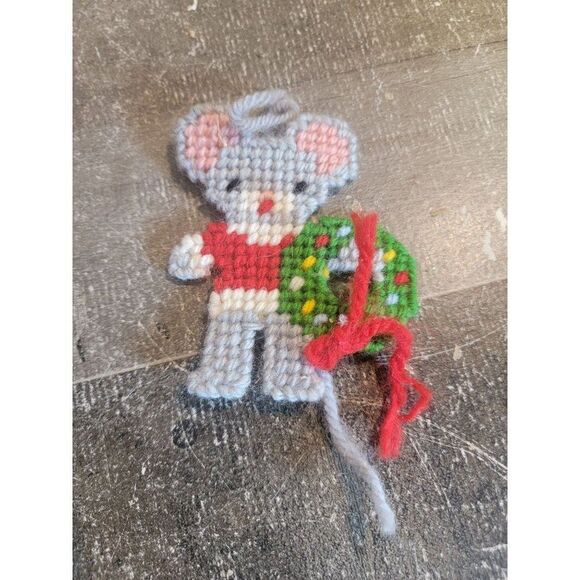 Mouse mice wreath knit crochet ornament Xmas decor - Picture 1 of 4